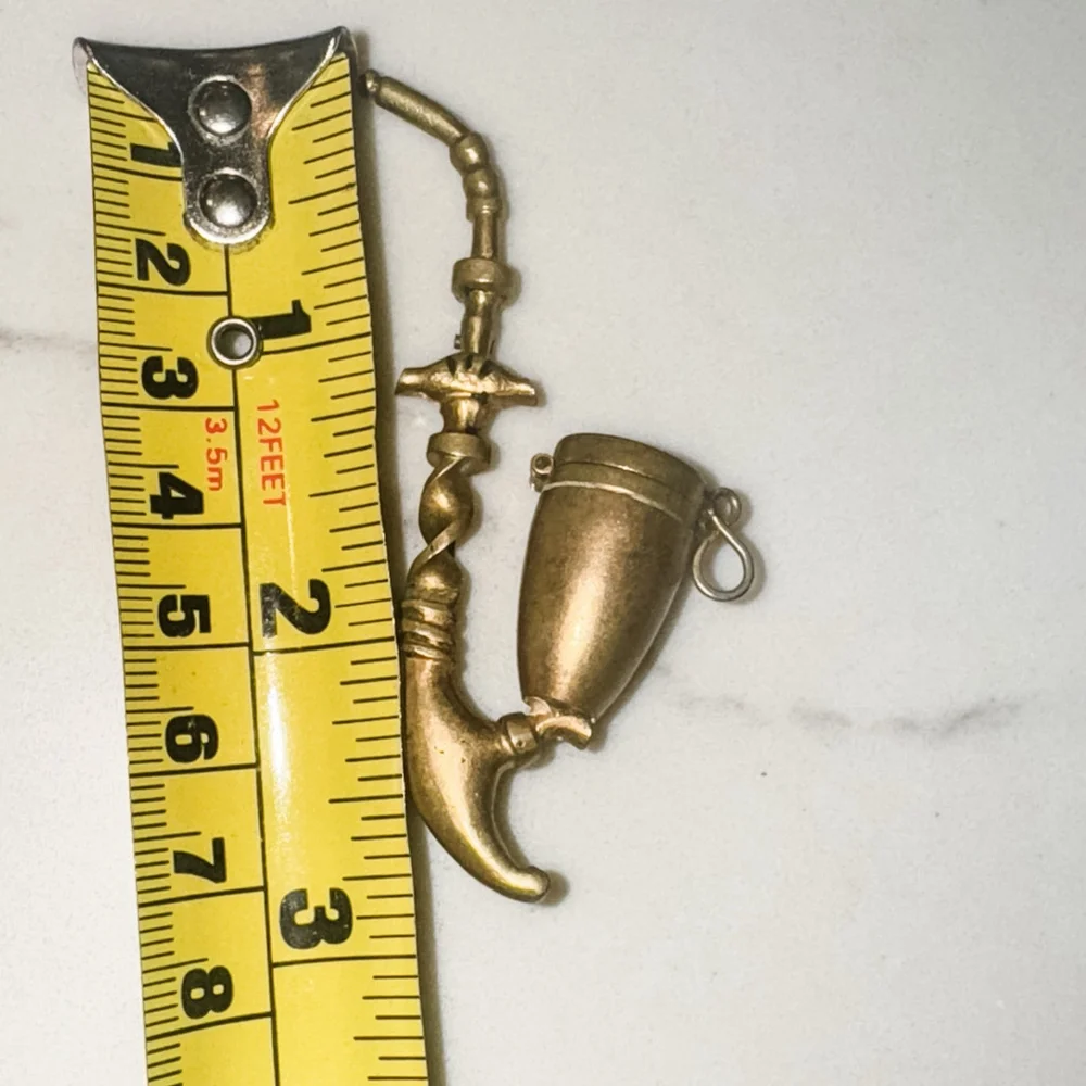 VINTAGE VICTORIAN PIPE SHAPED VINAIGRETTE PIN - Picture 4 of 6
